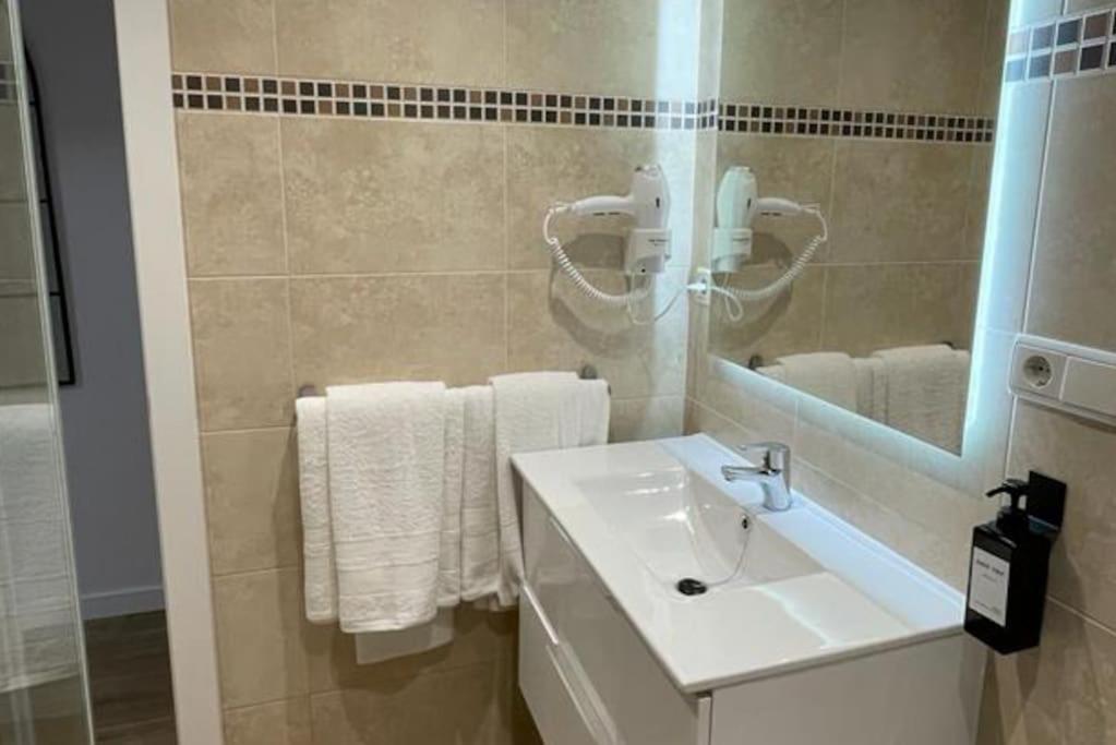 Apartamento Centrico Junto Al Mar Estepona Exterior photo
